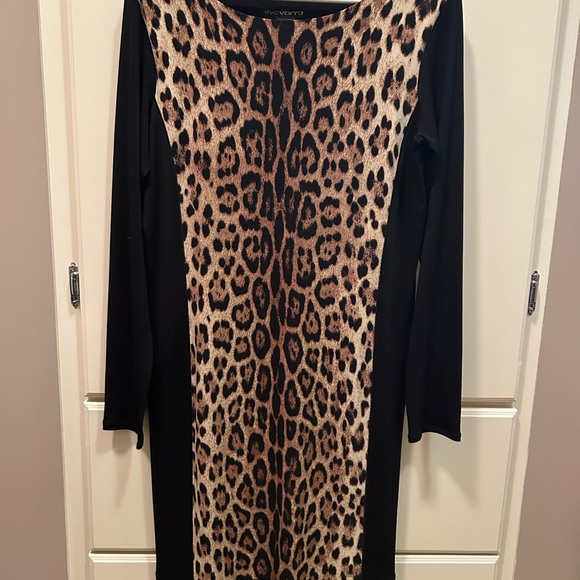 leopard print ... great condition..timeless classic - Picture 1 of 4